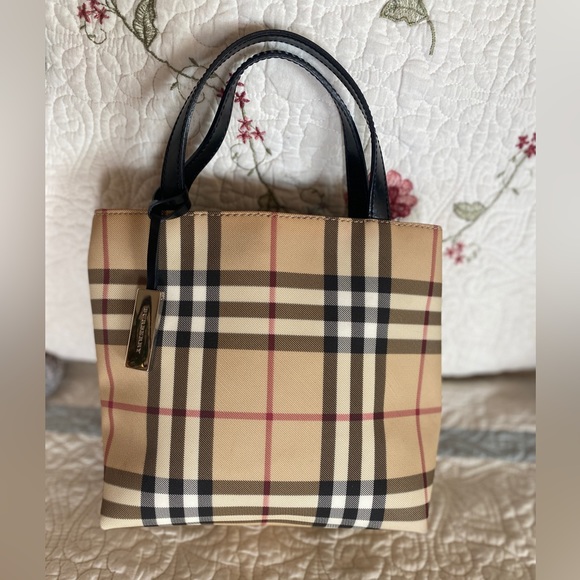 BURBERRY Mini NOVA CHECK PVC/Leather Tote🖤Italian Made🇮🇹7.25”x 8”🔥FABULOUS💋 - Picture 15 of 17